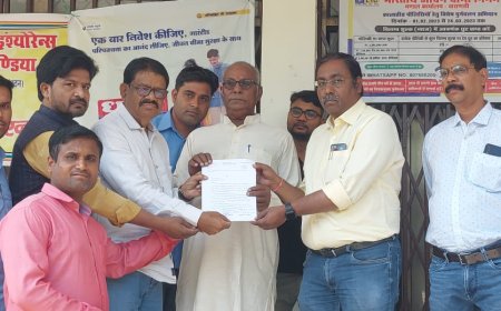 कांग्रेस जनों ने सौंपा ज्ञापन