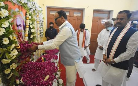 उप मुख्यमंत्री  केशव प्रसाद मौर्य एवं बृजेश पाठक ने दी स्वतंत्र देव सिंह की मां के निधन पर श्रद्धांजलि