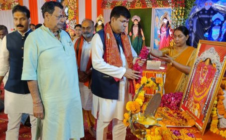 विंध्याचल महोत्सव सांस्कृतिक कार्यक्रम का कैबिनेट मंत्री ने किया शुभारंभ