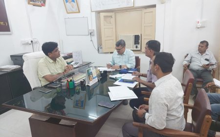 एडीएम ने की गेहूं खरीद की समीक्षा, अनुपस्थित मंडी सचिव से मांगा स्पष्टीकरण