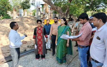 जिलाधिकारी ने चुनार पीएचसी में निर्माणाधीन अस्पताल भवन का  किया निरीक्षण