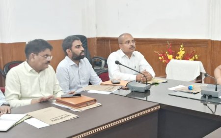 सूखा के दृष्टिगत सर्वे कराकर तीन दिन में रिपोर्ट दें एसडीएम - जिलाधिकारी